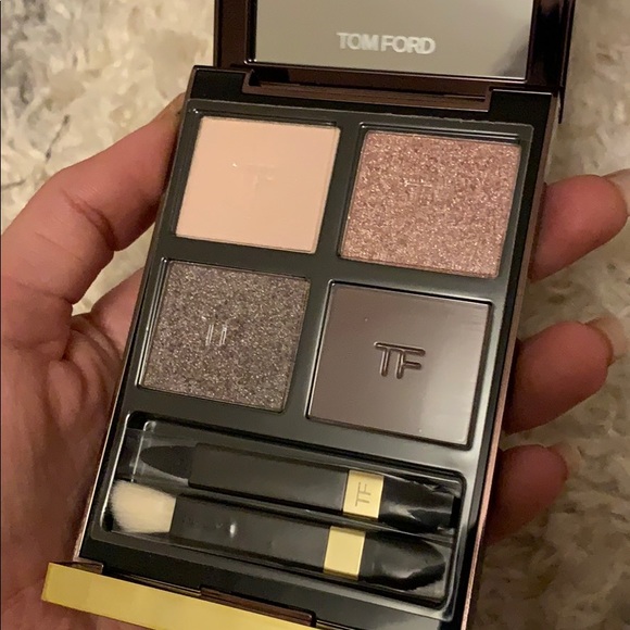 Tom Ford Eye Color Quad Seductive Rose - Picture 2 of 7